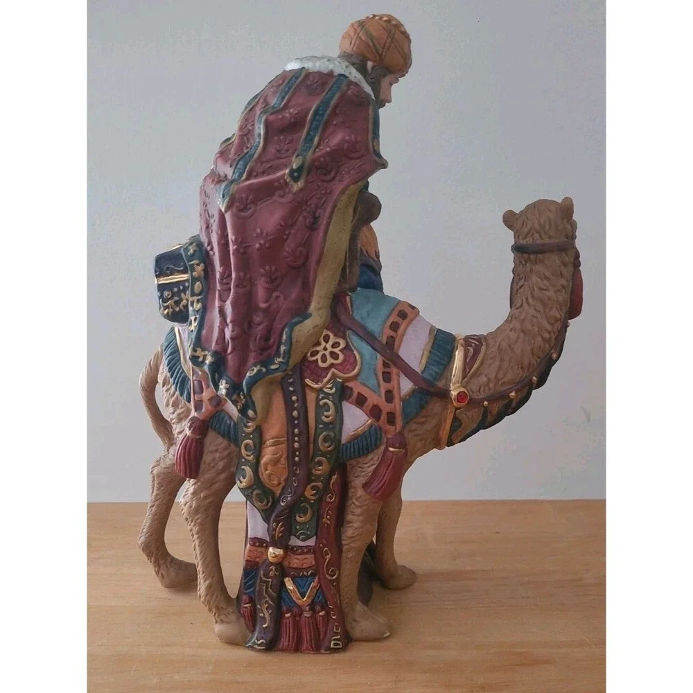 Kirkland  Nativity 75177 Replacement Figurine Wiseman Standing Camel Vintage